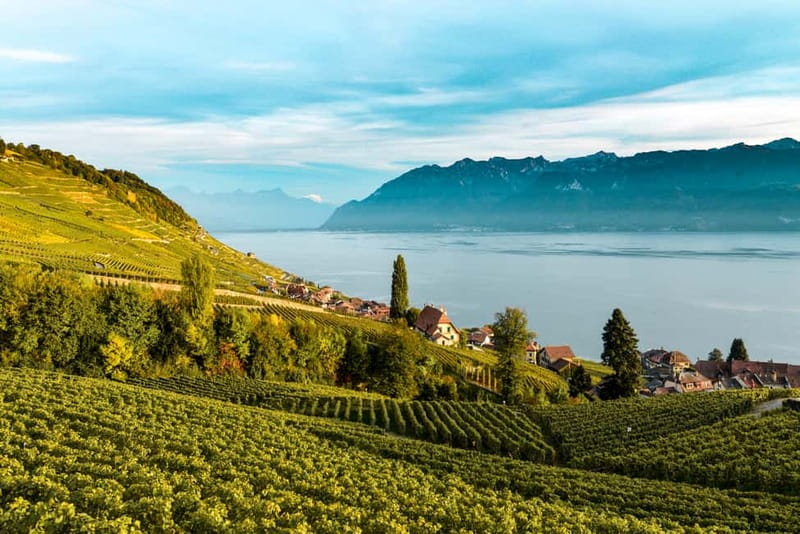 Geneva: Montreux, Chaplin’s World, Chillon Castle & Apéritif - Lake Geneva views and the Belle Epoque steamer option (June–September)
