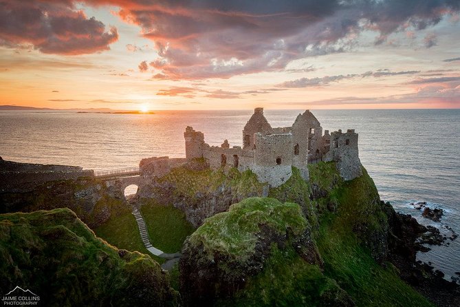 Giant's Causeway Tour from Belfast - Luxury Bus + Castles Tour - Giant’s Causeway Time: Walk the Columns, Skip the Extra Sales Pitch