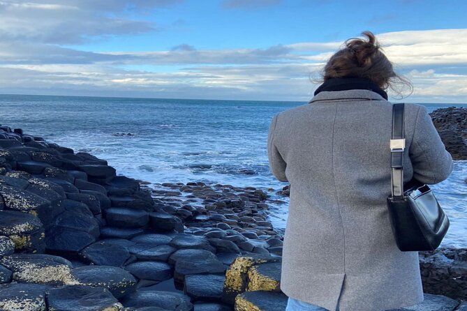 Giants Causeway, Rope Bridge, Carrickfergus Castle and Dark Hedges Tour - Rope Bridge Reality Check at Portaneevy View Point
