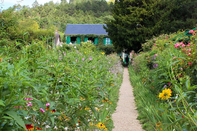 Giverny Monet's Home & Versailles Palace Day Trip from Paris - Key Things I’d Pay Attention To