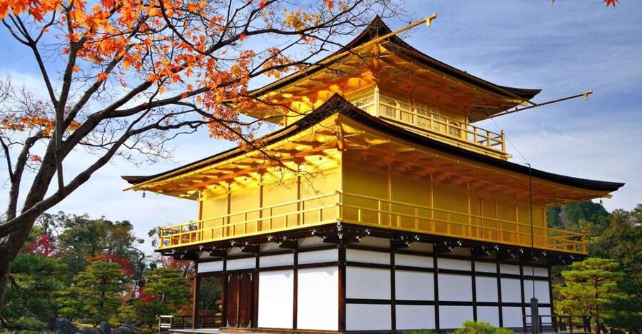 Golden Pavilion, Nijo Castle, & Nishiki Market Half day tour - Kinkaku-ji Golden Pavilion: gold leaf with real meaning