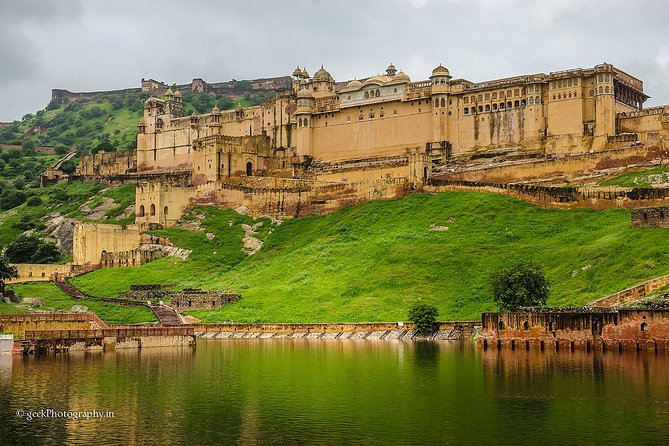 Golden Triangle with Wildlife and Royal Castle Stay - Day 2 Agra: Taj Mahal with a guide, plus forts and gardens