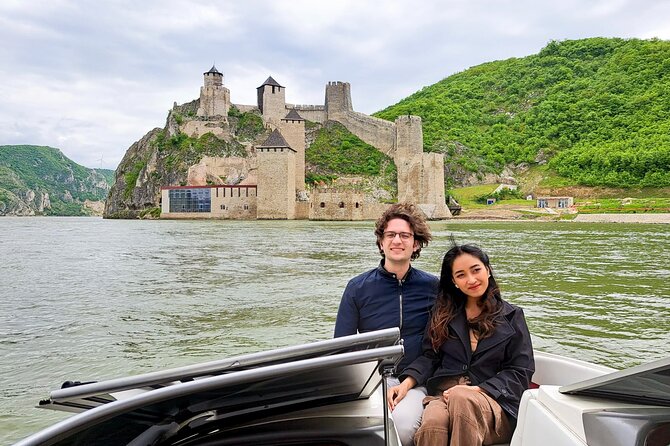Golubac Fortress w/Iron Gate Speed Boat & Rakija Distillery tour - Guide quality and group size: why the day feels smooth