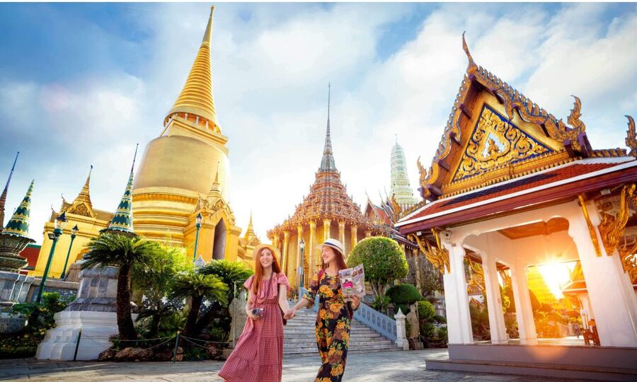 Grand Palace, Damnoen Floating Market & Maeklong Market Tour - Responsible travel angle: glass water and carbon offsets