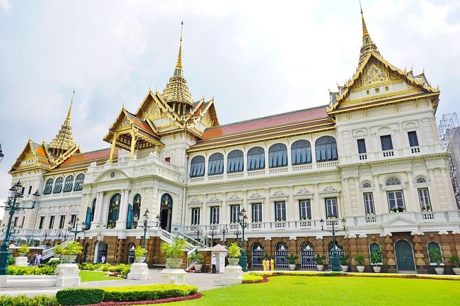 Grand Palace Glory and Emerald Buddha : Half-Day Tour in Bangkok - Dress Code, Shoes Off, and Photo Limits: Small Friction, Big Payoff