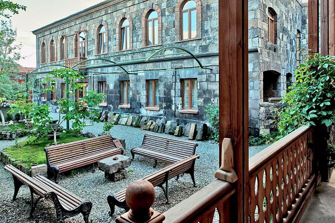 Group Tour: Gyumri (Urban Life museum, Black fortress, old town), Harichavank - The Museum of National Architecture and Urban Life: why this mansion matters