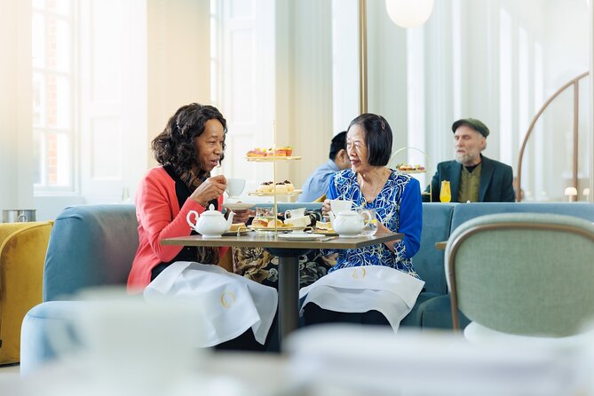 Guided Kensington Palace Tour, Royal Guard Change & Afternoon Tea - Kensington Palace With an Audio Guide: Your Pace, Queen Victoria’s View