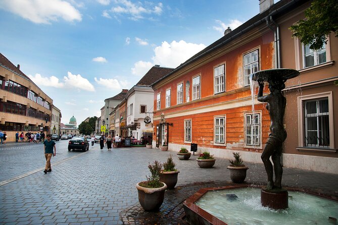 Guided Tour in Budapest Castle District - Matthias Church after the walk: the 4 EUR interior decision