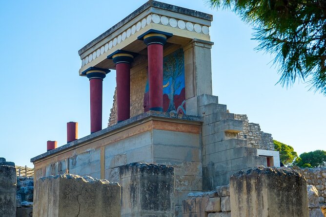 Guided Tour to Knossos Palace & Heraklion - Heraklion Archaeological Museum add-on: when it’s worth your time