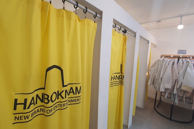Gyeongbokgung Palace Hanbok Rental Experience in Seoul - Gyeongbokgung Palace in Hanbok: What to Expect at Stop One
