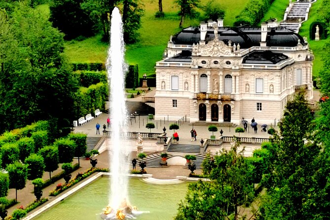 Half Day Private Tour Linderhof Castle & Oberammergau incl Ettal - Hohenschwangau morning: bikes with helmets, or hike and castles