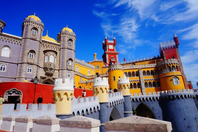 Half-Day Sintra and Pena Palace Tour from Lisbon with Small-Group - Should you book this tour?