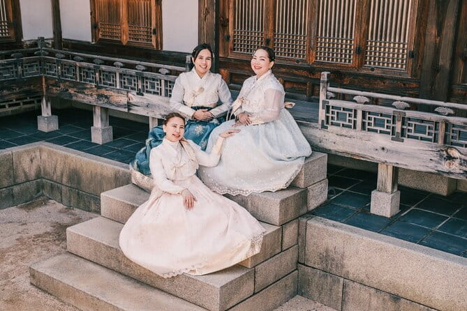 Hanbok Photoshoot and History Tour at Gyeongbokgung Palace - Gyeonghoeru Pavilion: pond views and softer photo energy
