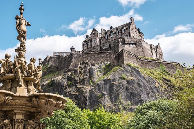 Harry Potter Tour & Edinburgh Castle Visit - Tron Kirk Market to the Royal Mile: the wizard opener you can actually enjoy