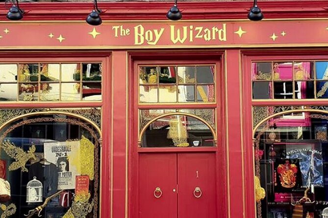 Harry Potter Tour & Edinburgh Castle Visit - Greyfriars Graveyard: the best stop for real Potter-name payoff