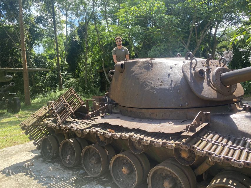 HCM: War Remnants Museum & Independence Palace Walking Tour - Practical packing list and photo strategy