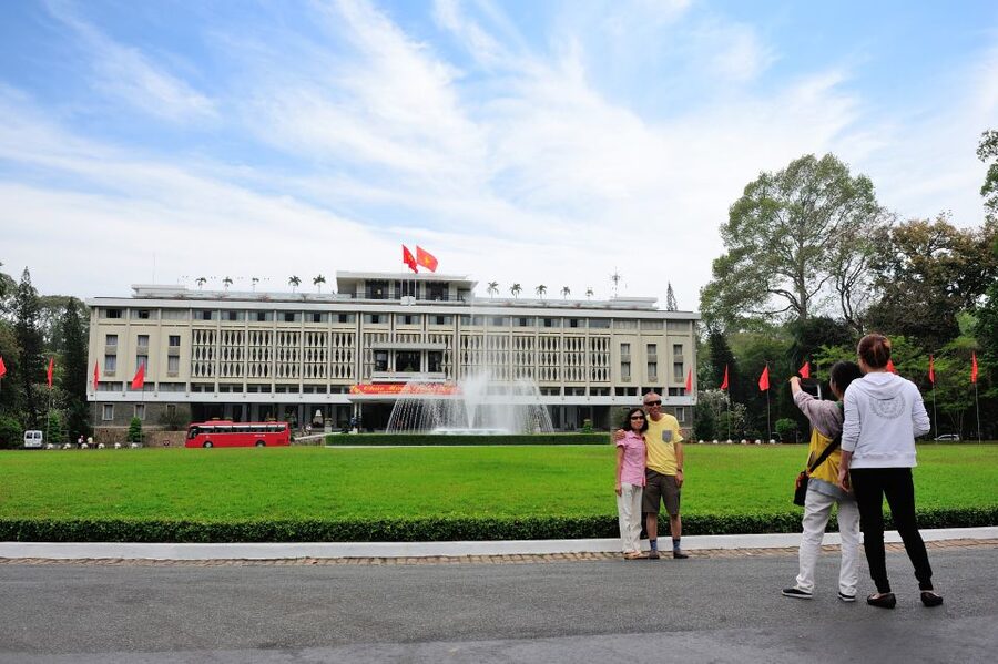 HCM: War Remnants Museum & Independence Palace Walking Tour - Should you book this tour?