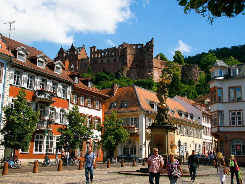 Heidelberg Castle Tour: Residence of the Electors - Hortus Palatinus walk: where the story starts before the stones