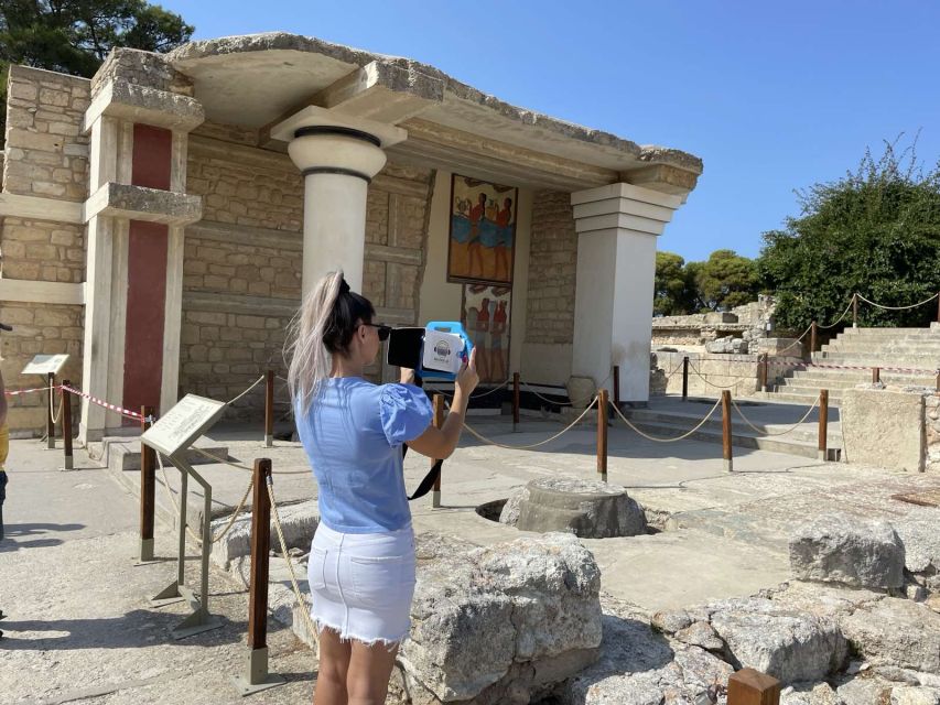 Heraklion: Palace of Knossos 3D Virtual Audio Tour by Tablet - Time on Site: Plan for 75–90 Minutes Without Rushing