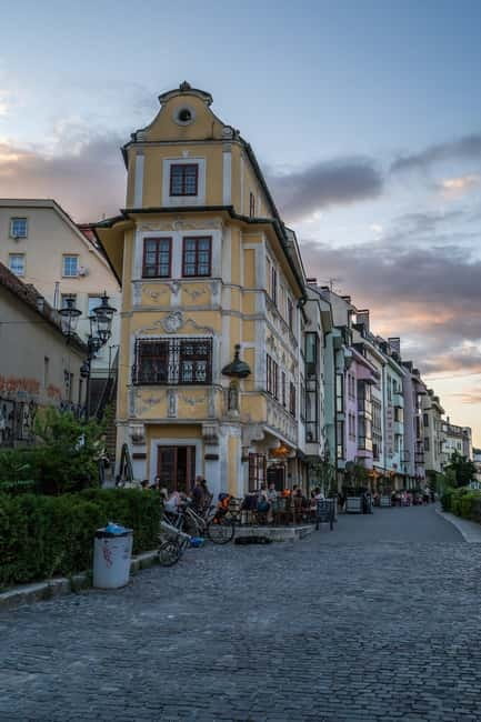 Highlights of Bratislava - Old Town with Castle private tour - Michael’s Gate photo stop: a final taste of old fortifications