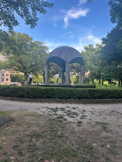 Hiroshima; Hiroshima Peace Memorial Museum and Castle Tour - Meet at the Taxi Stand Near the Museum: Why the Start Matters