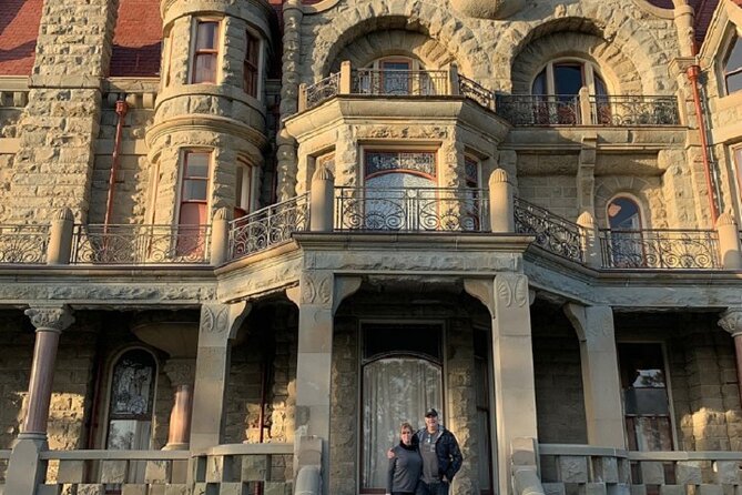Historical Landmarks Tour of Victoria Grand City and Craigdarroch Castle - A 3-hour Victoria highlights route with hotel pickup at your door