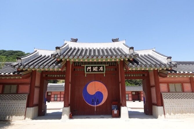 Hwaseong Fortress/Folk Village/Starfield Library Suwon - Korean Folk Village: daily life, hanbok options, and performances