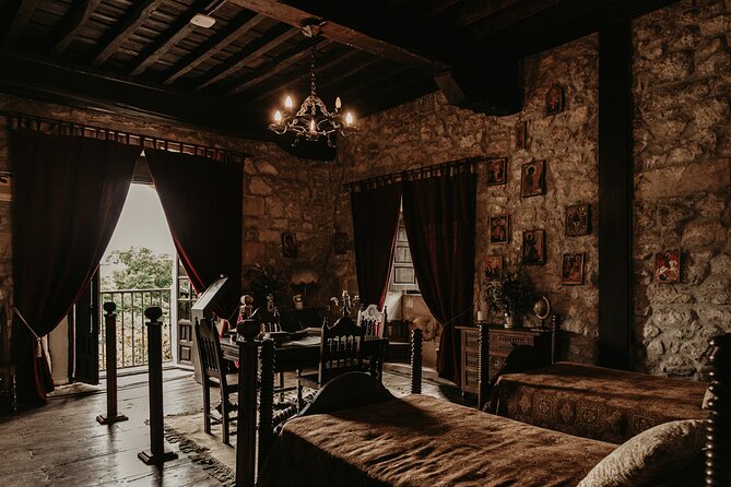 Immersive visit to the Velarde Palace Museum - Key Things You Should Know Before You Go