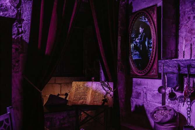 Immersive visit to the Velarde Palace Museum - What the 25–45 minute visit really feels like
