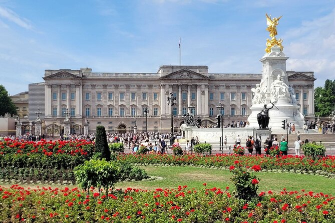 Inside Buckingham Palace State Rooms & Royal London Walking Tour - St James’s Palace: where the monarchy runs in the background