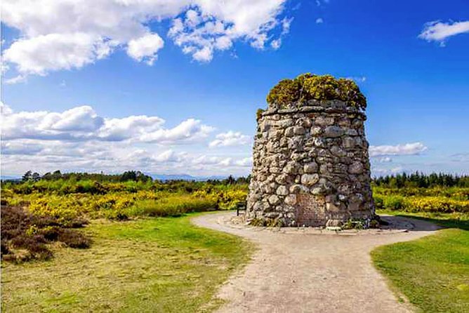INVERGORDON PORT Tour of Culloden, Cairns & Cawdor Castle - Loch Ness Photo Time: Seeing Ness Without Losing the Day