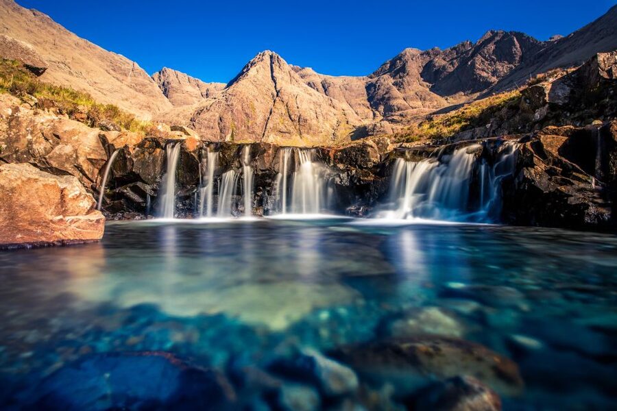 Inverness: 2-day Isle of Skye, Fairy Pools & Castles Tour - Day 1: Dunvegan Castle, Quiraing, and the Skye cliffs you came for