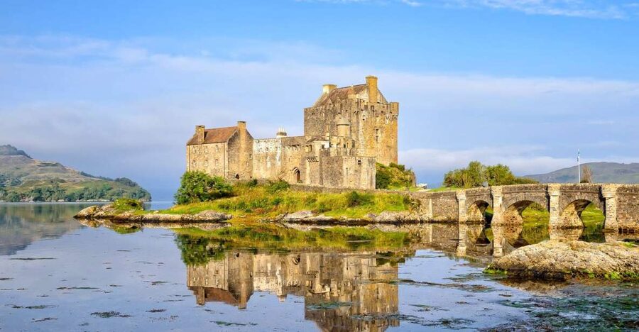Inverness: Isle of Skye and Eilean Donan Castle Day Trip - Quiraing walk: the stop where the weather stops mattering