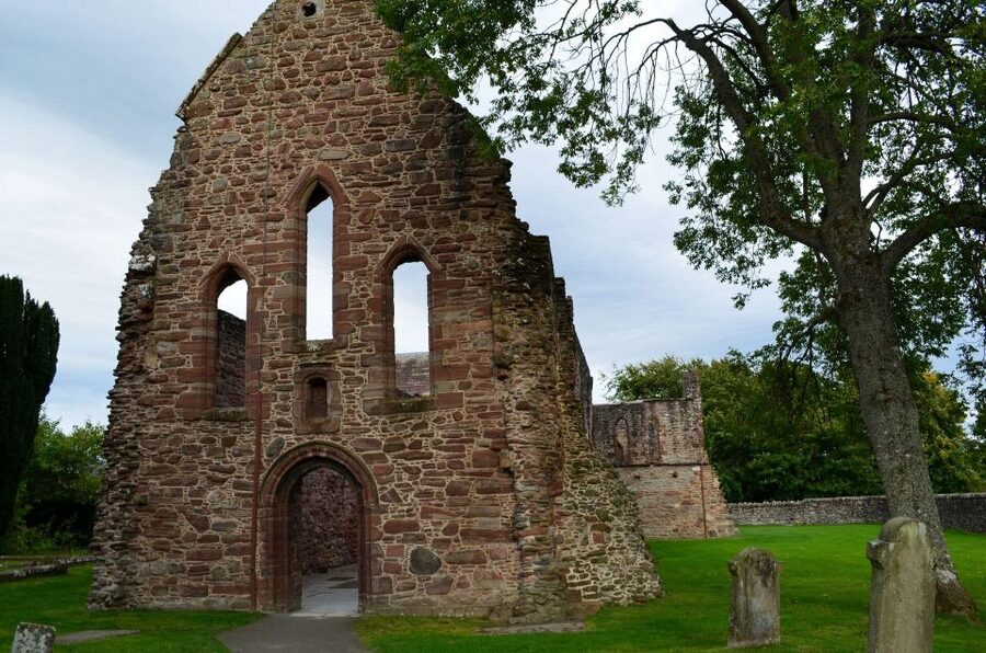 Inverness: Loch Ness Cruise, Castle, and Outlander Tour - The Singleton of Glen Ord Distillery Stop: Optional Tasting, Realistic Time