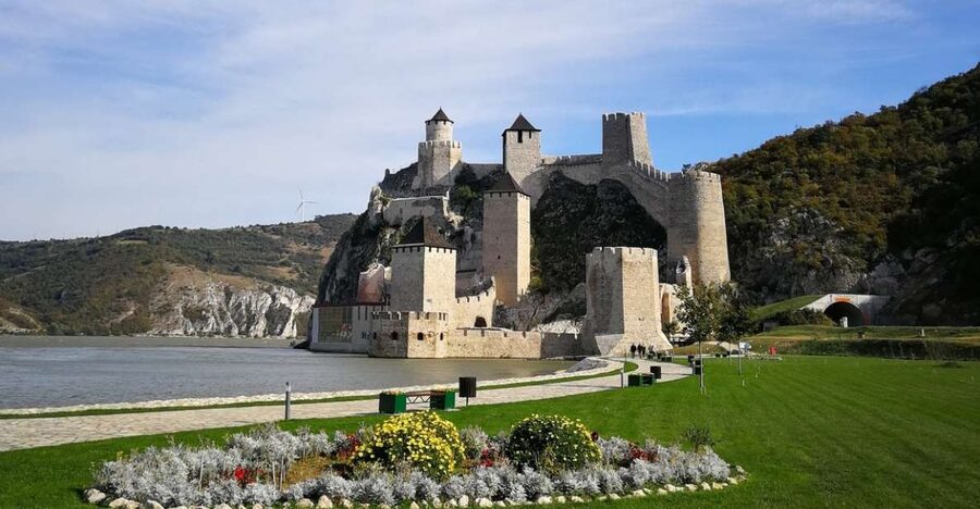 Iron Gate Tour: Golubac Fortress, Lepenski Vir+National Park - Timing and what 10 hours feels like from Belgrade