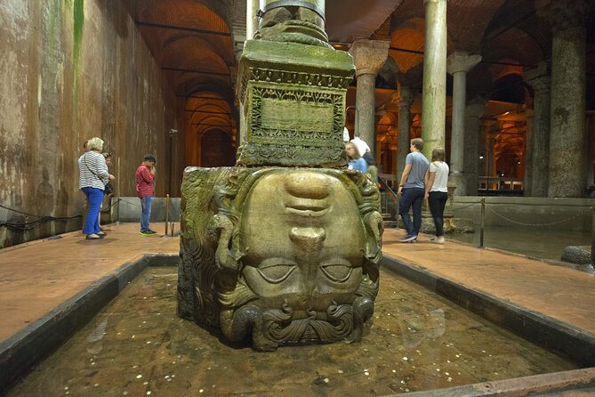 Istanbu City Walk: Topkapi Palace, Harem, & Basilica Guided Tour - Pace, Pace, Pace: What to Expect With a Small-Group Walk