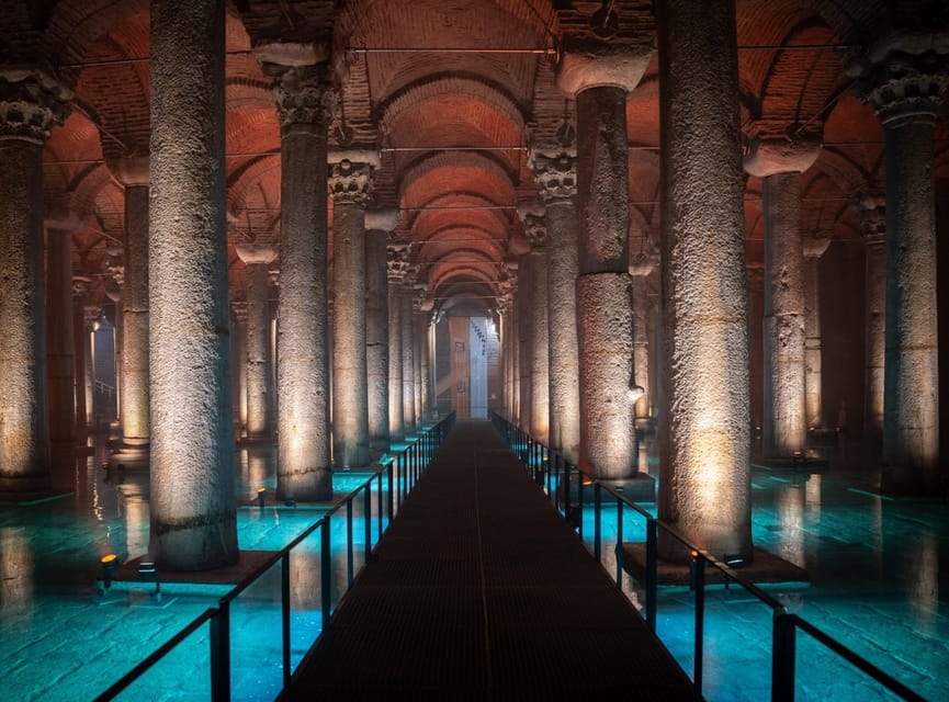 Istanbul: Basilica Cistern & Topkapi Palace Combo Ticket - Inside Topkapi Palace and Harem: self-paced with an audio guide app