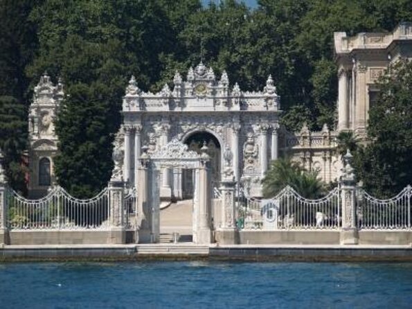 Istanbul Boat Cruise and Dolmabahce Palace & Two Continents - Key Things That Make This Day Work