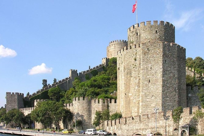 Istanbul Boat Cruise and Dolmabahce Palace & Two Continents - Dolmabahçe Palace: Ottoman Power With European Details