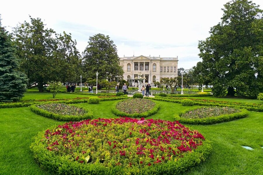 Istanbul: Dolmabahce Palace and Harem Skip-the-Line Ticket - Painting Museum: Ottoman art after the big rooms