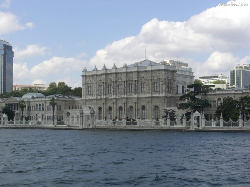 Istanbul: Dolmabahçe Palace and Uskudar Guided Tour - Key Points Worth Knowing