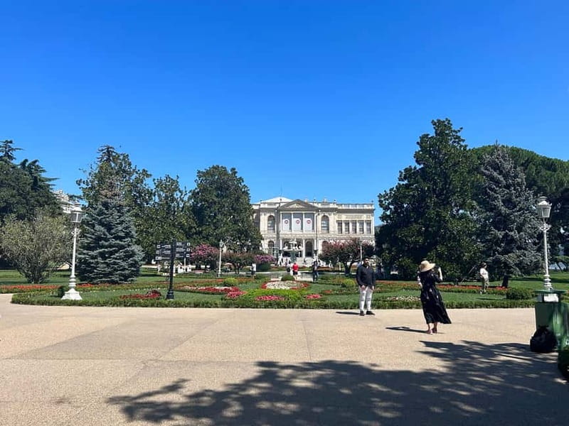 Istanbul: Dolmabahce Palace Guided Tour - Royal gardens after the rooms: calm time when you control the pace