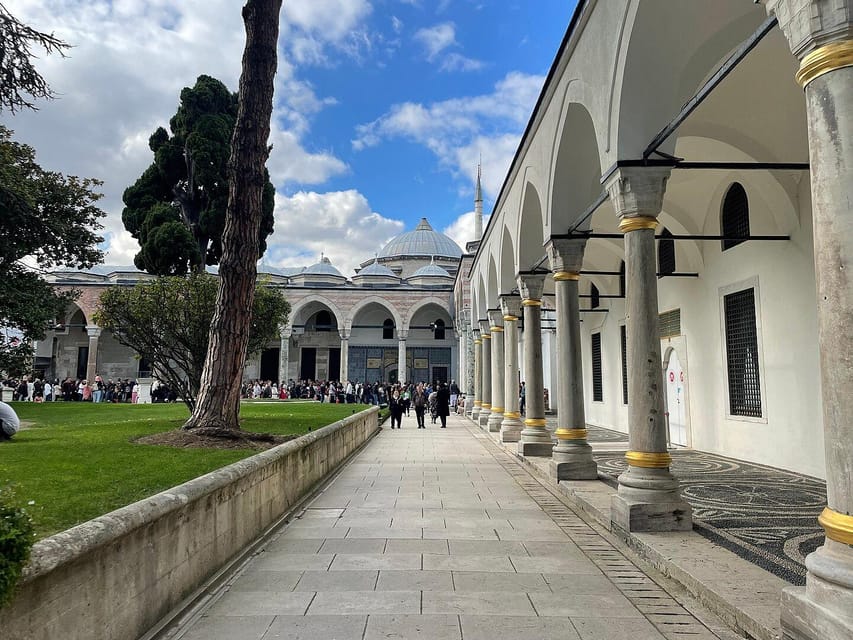 Istanbul: Topkapi Palace and Harem Ticket with Audio Guide - Key highlights at a glance