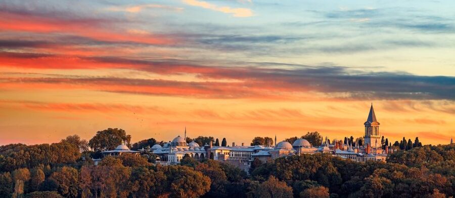Istanbul: Topkapi Palace and Harem Ticket with Audio Guide - Should you book this Topkapi Palace and Harem audio-guide ticket?