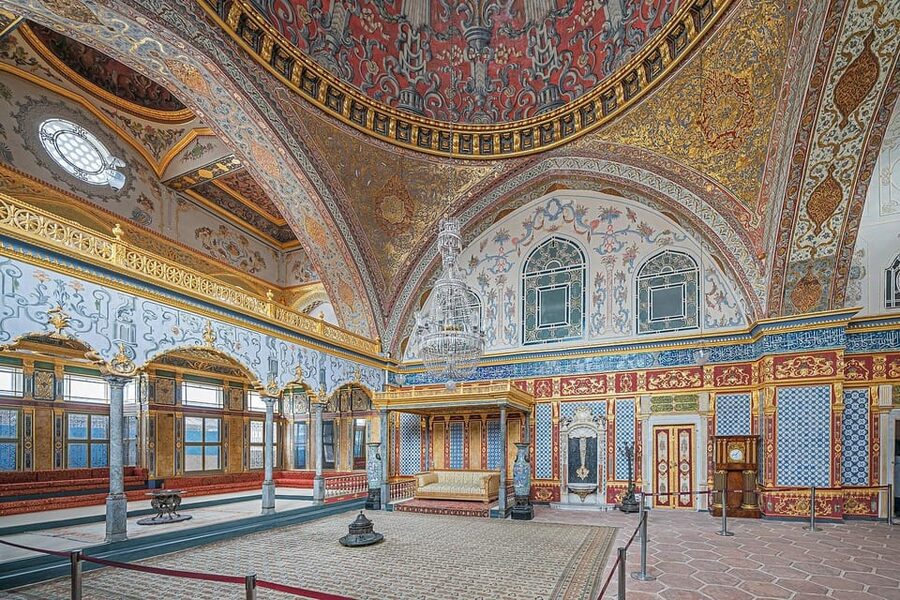 Istanbul: Topkapi Palace and Harem Ticket with Audio Guide - What you will see: Ottoman architecture plus standout collections