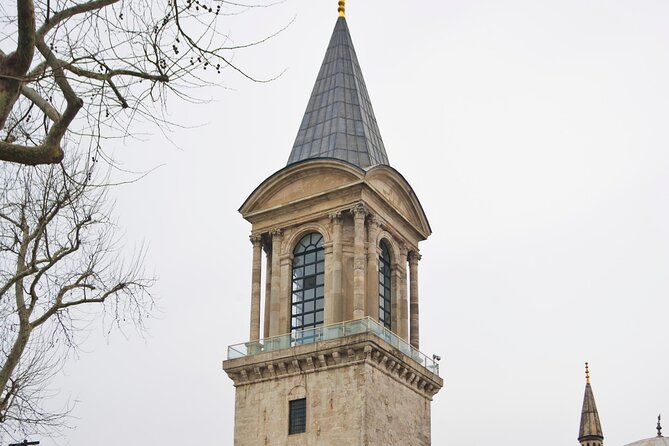 Istanbul: Topkapi Palace Guided Tour and Skip The Line - Skip-the-line at Topkapi: why it’s more than just convenience