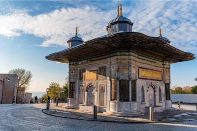Istanbul: Topkapi Palace & Harem Museum Ticket & Audio Guide - Timed entry slots and the real-world plan for your day