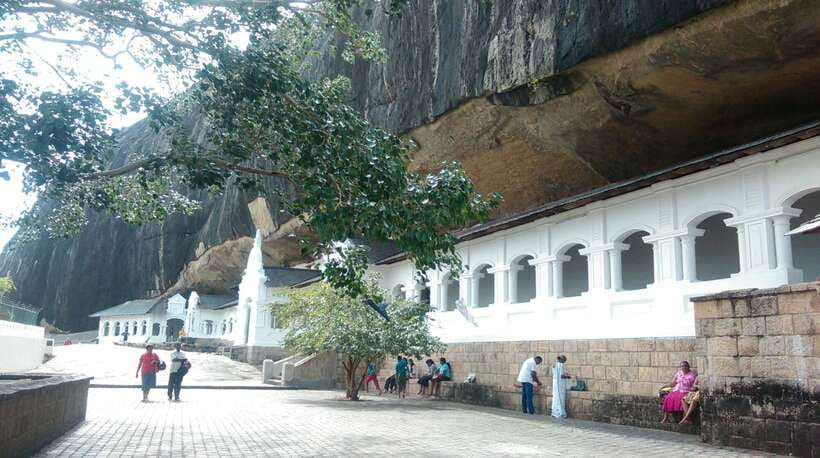 Kandy: Sigiriya Fortress & Cave Temple Full Day Private Tour - Lunch at Tropical Village Hotel: Filling, Tourist-Friendly, and Usually Worth It