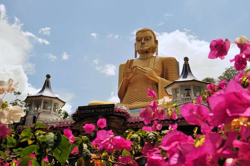 Kandy: Sigiriya Fortress & Cave Temple Full Day Private Tour - Getting the Day Off to a Good Start: Pickup, Timing, and What to Bring