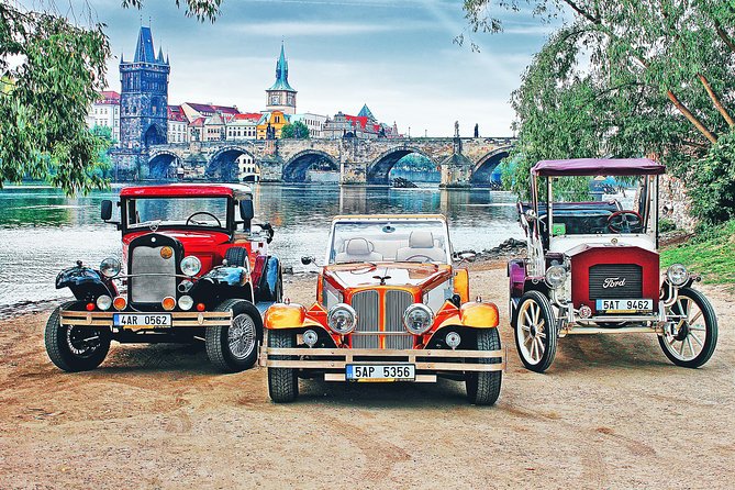 Karlstejn Castle in Vintage Convertible Car - Getting Picked Up in Central Prague and Rolling Out